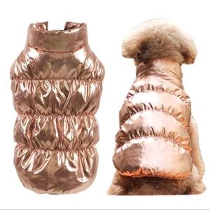Brand new gold metallic dog puffer coat
Perfect for cold weather walks!